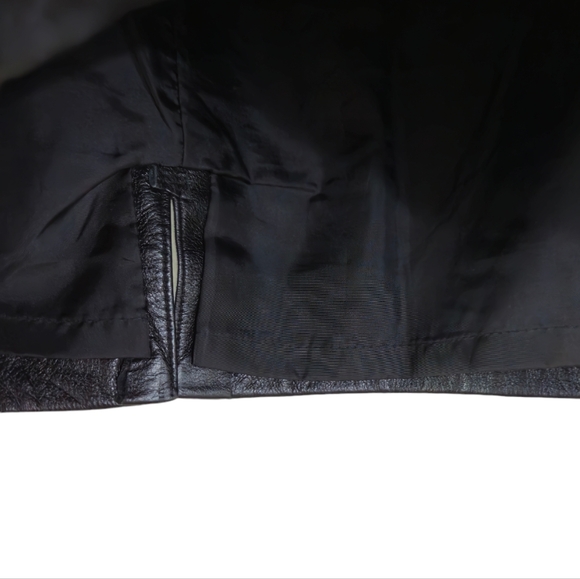 NY&Co Black 100% Leather Mini Skirt - Picture 5 of 6